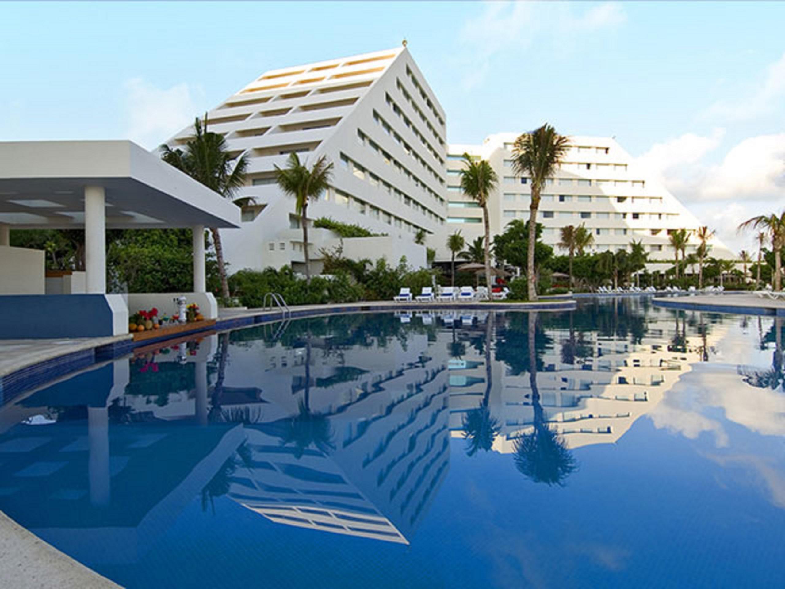 Oasis Palm Hotel Cancún Exterior foto
